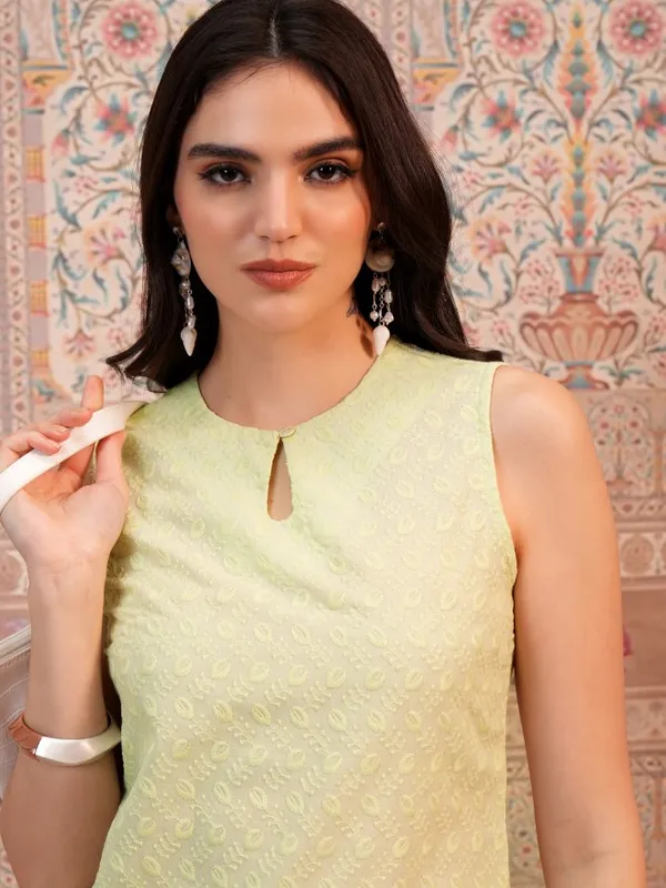 Round Neck Embroidered Tunic