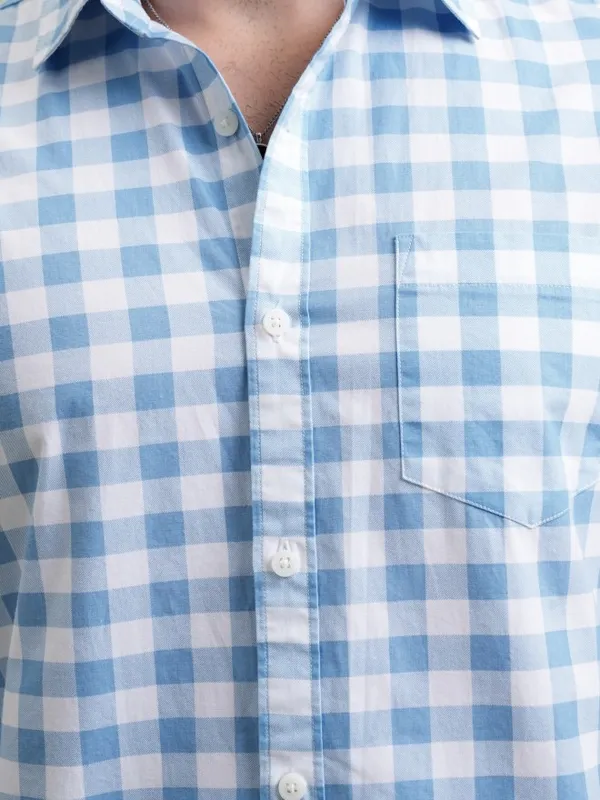  Highlander Men Blue Checked Slim Fit Casual Shirts