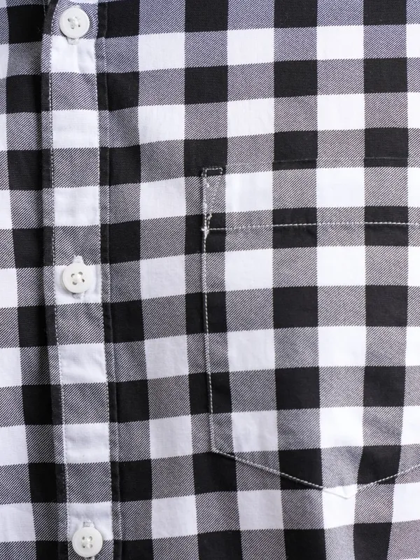  Highlander Men Black Checked Slim Fit Casual Shirts