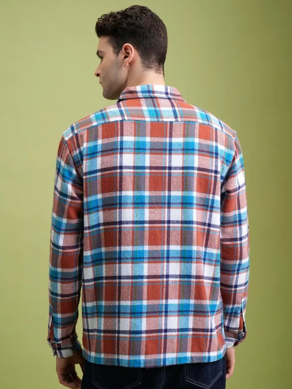  Highlander Men White Checked Regular Fit Casual Shirts