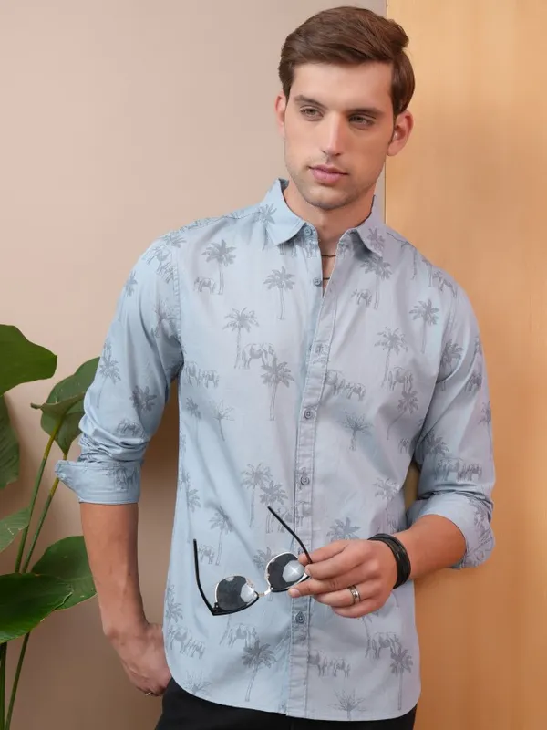 Locomotive Men Blue Printed Slim Fit Casual Shirt