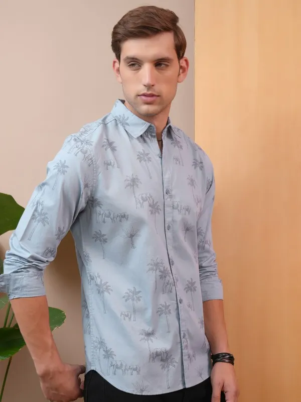 Locomotive Men Blue Printed Slim Fit Casual Shirt