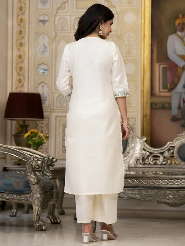Vishudh Women Cream Embroidered Kurta With Palazzos And Dupatta