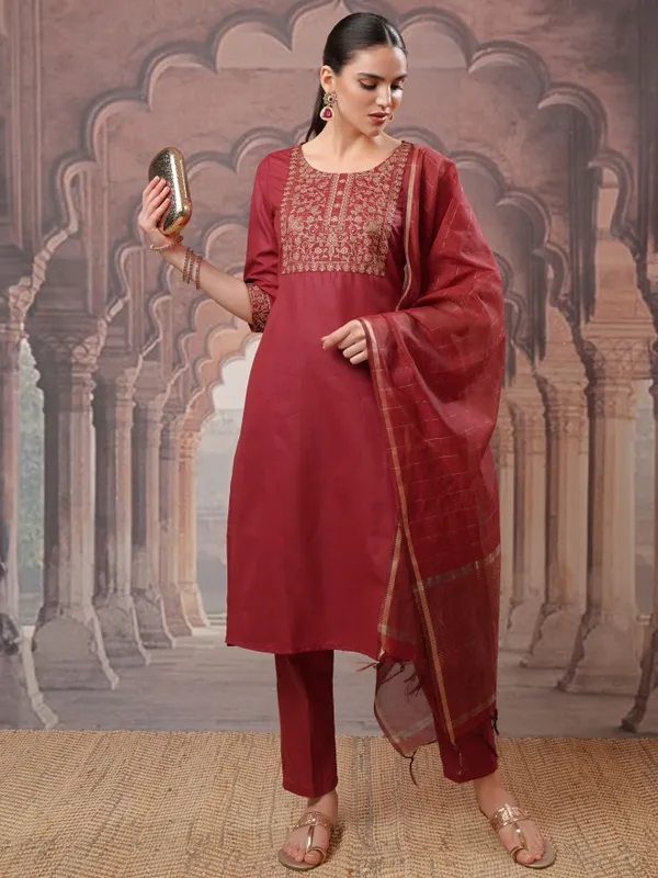 Vishudh Women Red Embroidered Kurta With Trousers And Dupatta