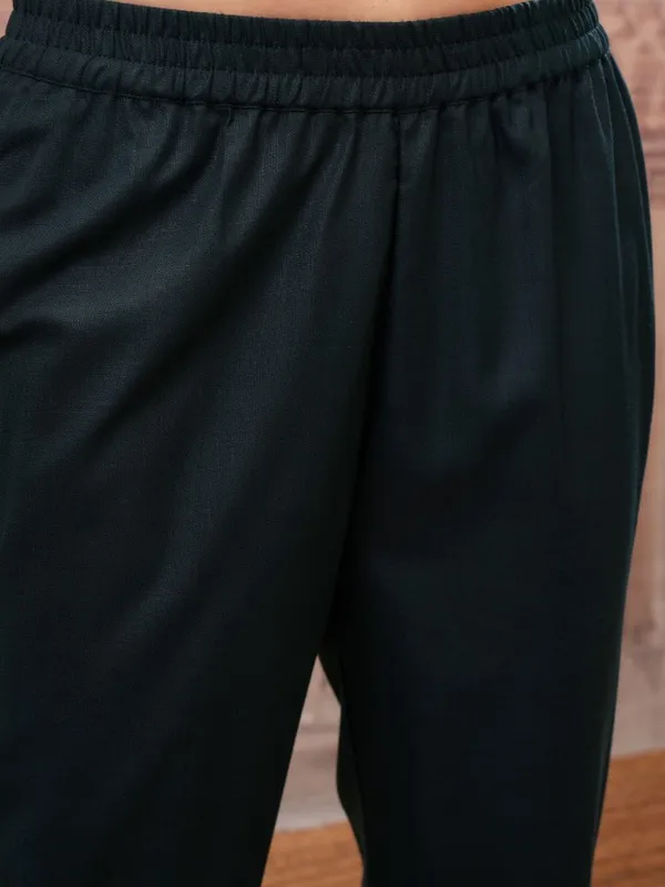 Vishudh Women Green Embroidered Kurta With Trouser And Dupatta