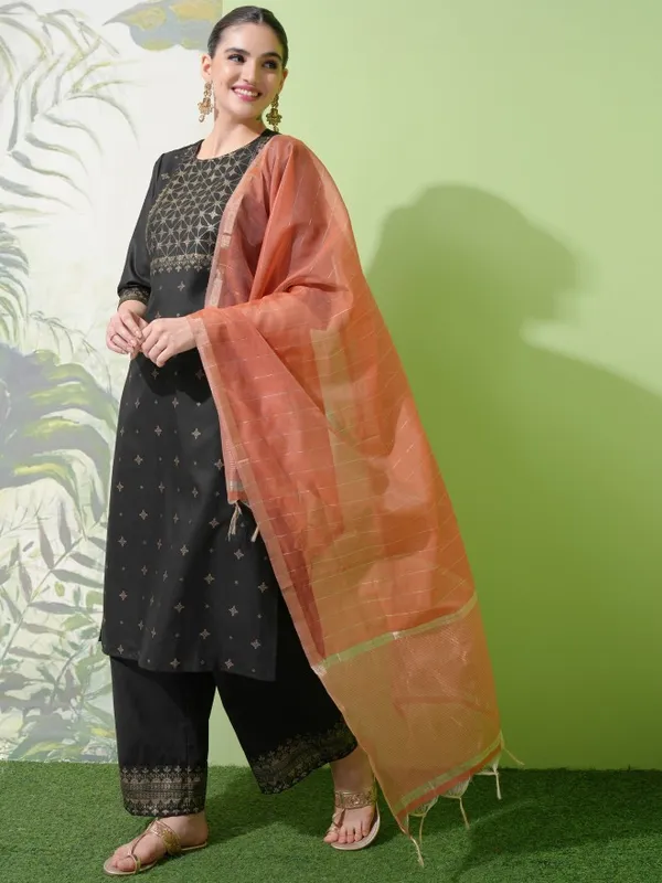 Vishudh Women Black Printed Kurta With Palazzos & Dupatta