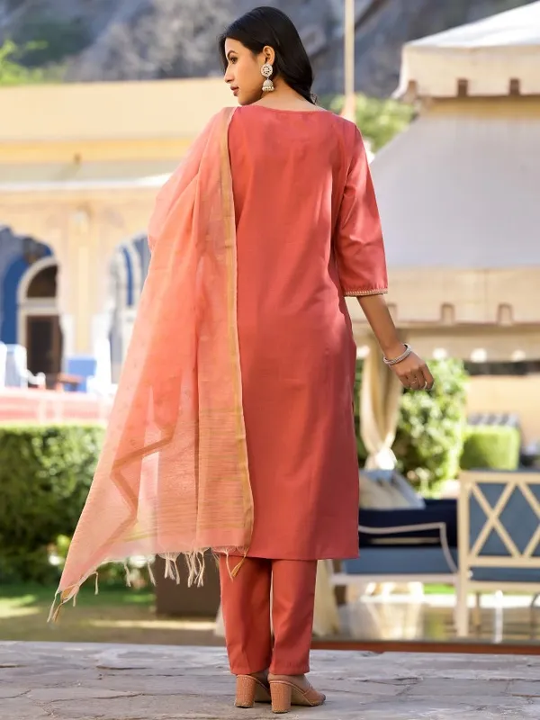  Vishudh Women Coral Solid Kurta Sets