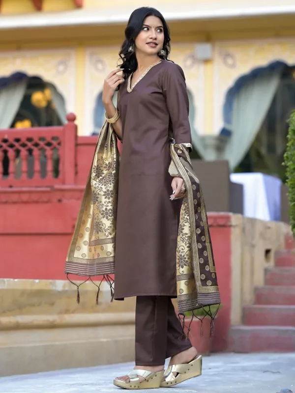Women Kurta With Trouser & Dupatta