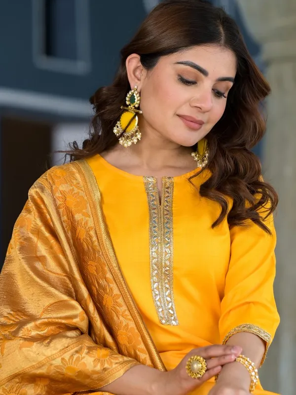  Vishudh Women Yellow Solid Kurta Sets