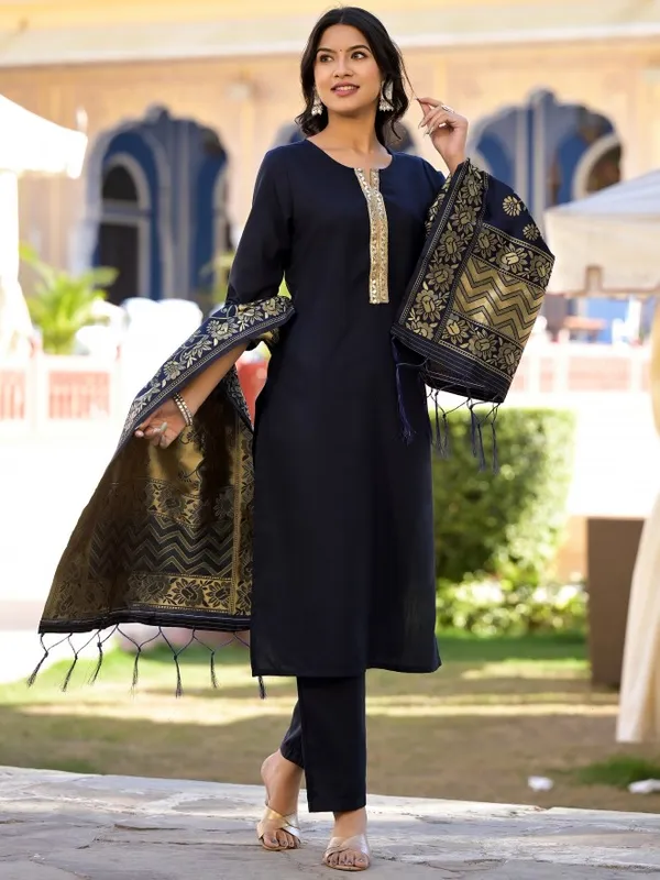  Vishudh Women Navy Blue Solid Kurta Sets