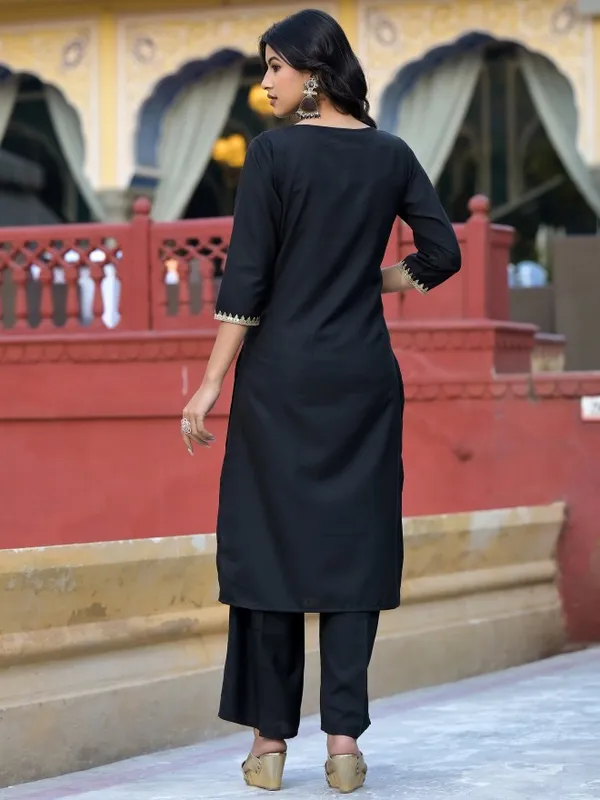Vishudh Women Black Solid Kurta With Palazzo And Dupatta