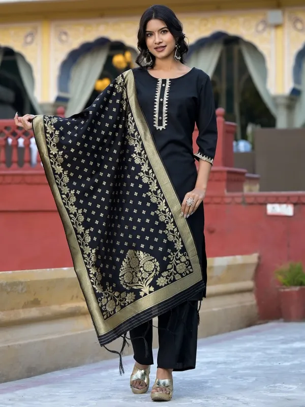 Vishudh Women Black Solid Kurta With Palazzo And Dupatta