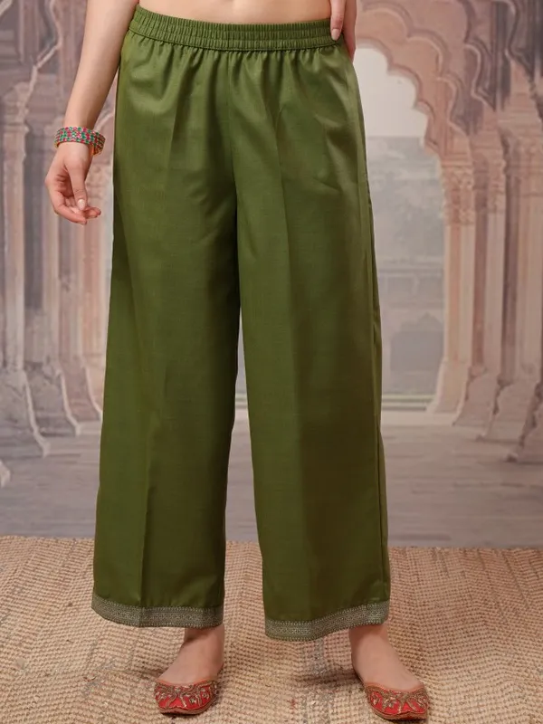 Vishudh Women Green Printed Kurta With Palazzo And Dupatta