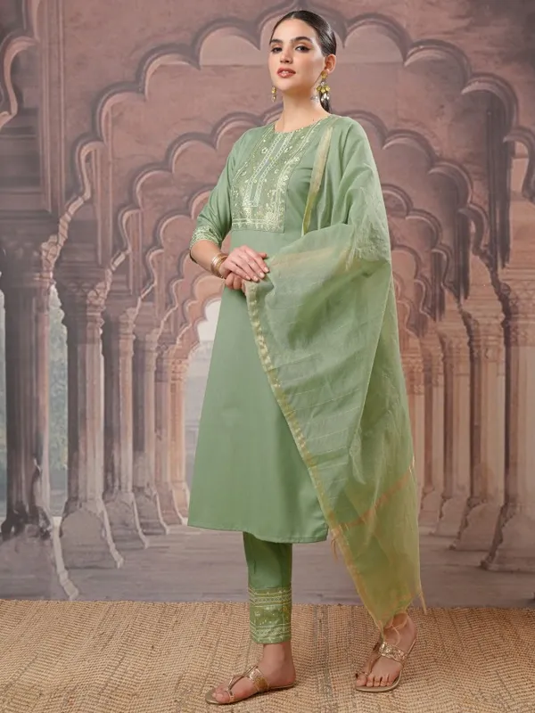 Vishudh Women Green Ethnic Motifs Kurta With Trousers And Dupatta