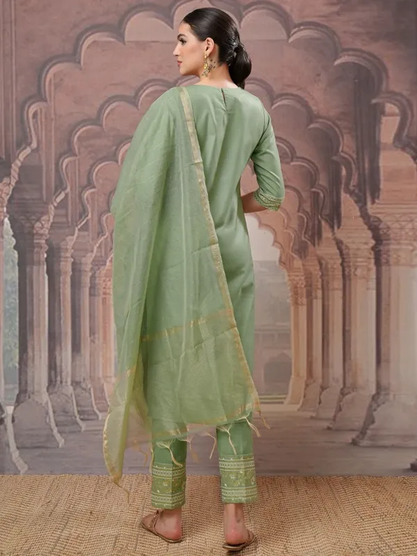 Vishudh Women Green Ethnic Motifs Kurta With Trousers And Dupatta