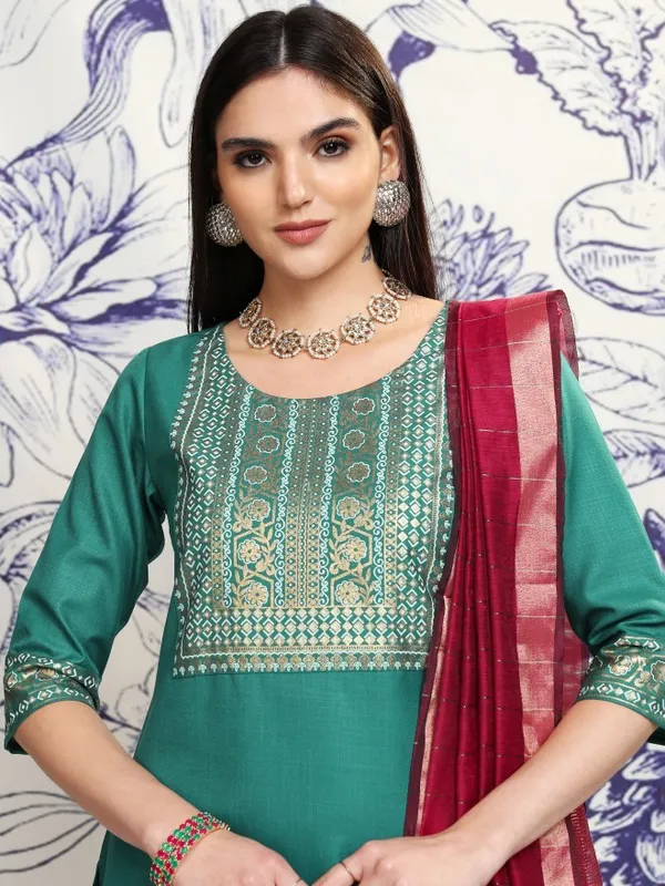 Vishudh Women Green Printed Kurta With Palazzos And Dupatta