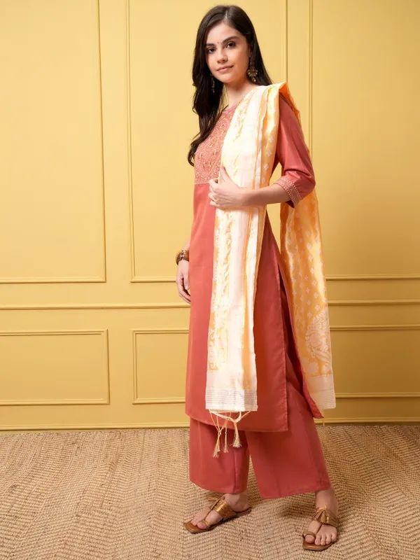 Vishudh Women Coral Kurta With Palazzos And Dupatta