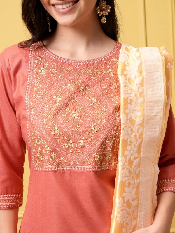 Vishudh Women Coral Kurta With Palazzos And Dupatta