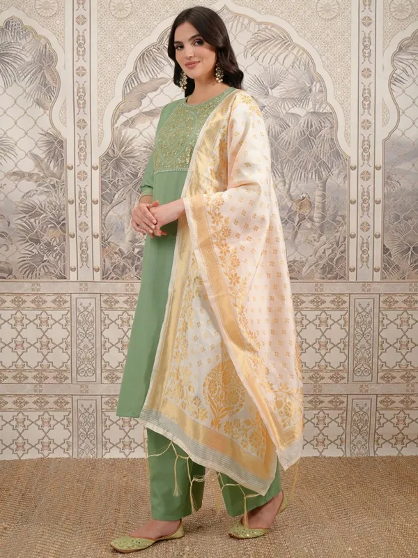 Vishudh Women Green Embroidered Kurta With Palazzo And Dupatta