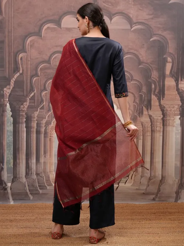 Women Kurta With Palazzo And Dupatta