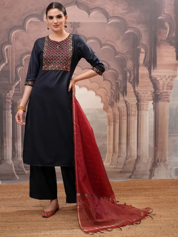 Vishudh Women Navy Blue Embroidered Kurta With Palazzos And Dupatta