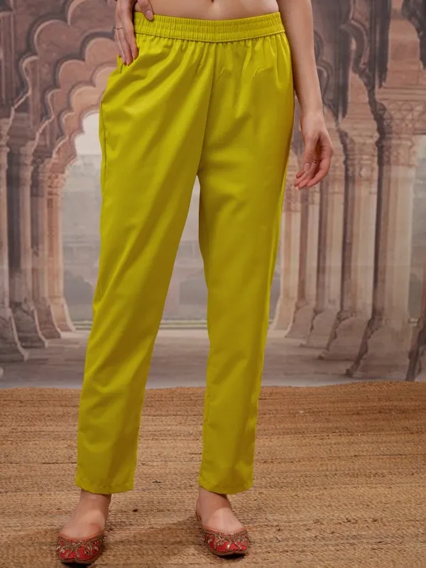 Women Kurta With Trouser And Dupatta