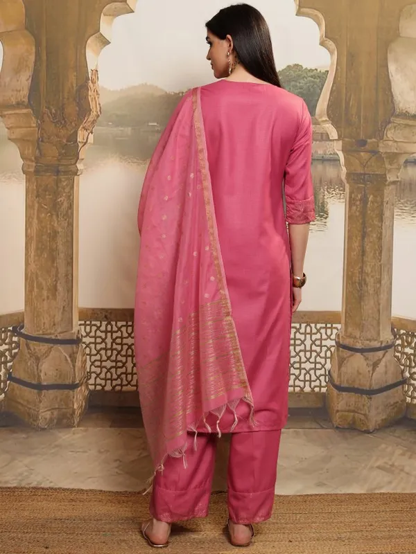 Vishudh Women Coral Printed Kurta With Palazzos And Dupatta