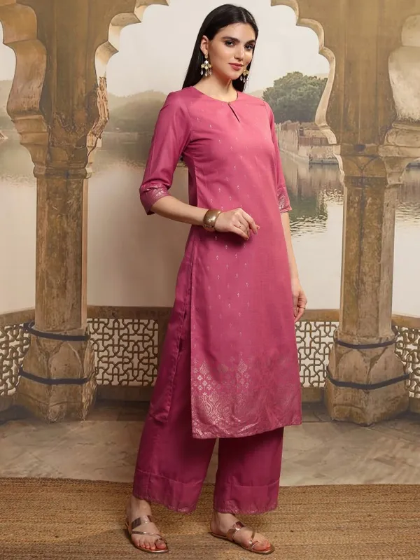 Vishudh Women Coral Printed Kurta With Palazzos And Dupatta
