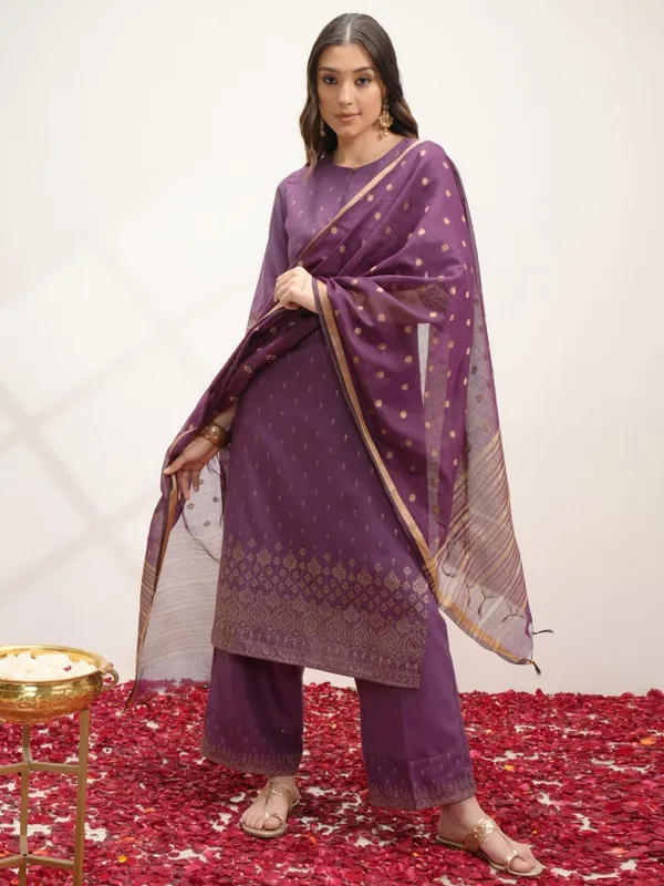  Vishudh Women Purple Printed Kurta Sets