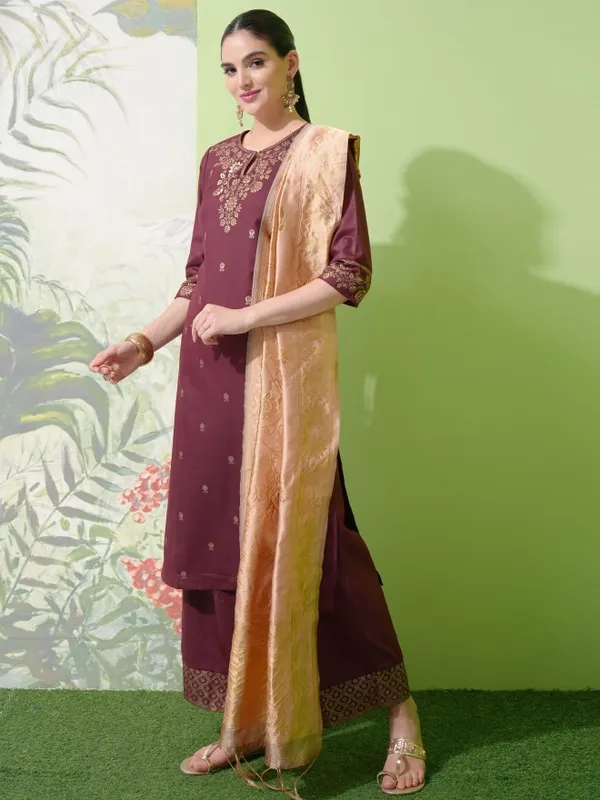 Vishudh Women Burgundy Printed Kurta With Palazzos & Dupatta