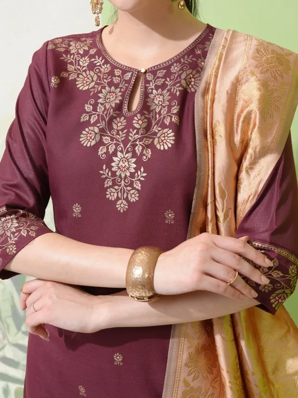 Vishudh Women Burgundy Printed Kurta With Palazzos & Dupatta