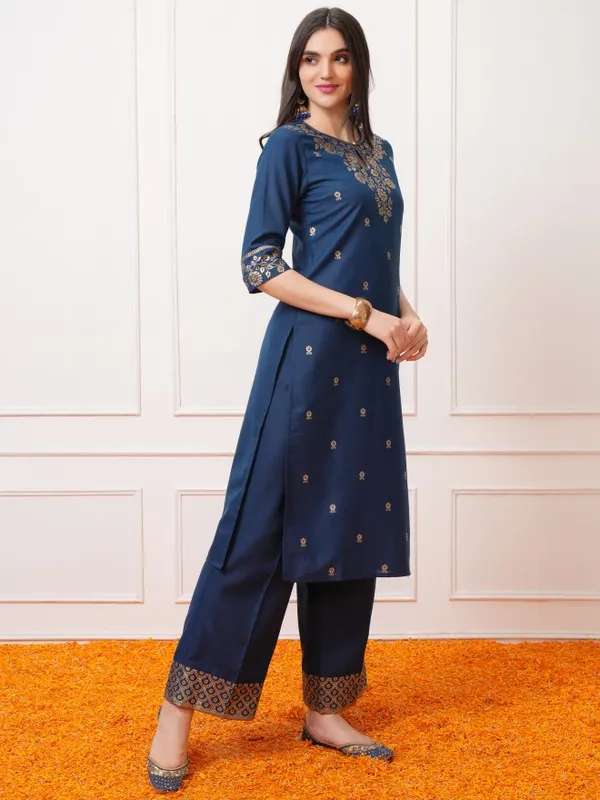 Vishudh Women Teal Printed Kurta With Palazzos And Dupatta