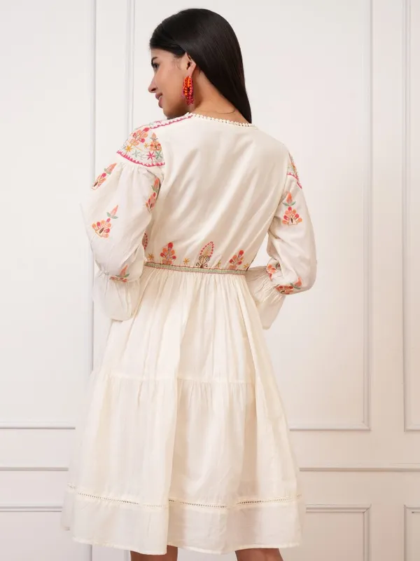 Vishudh Women White Embroidered Fit And Flare Dress