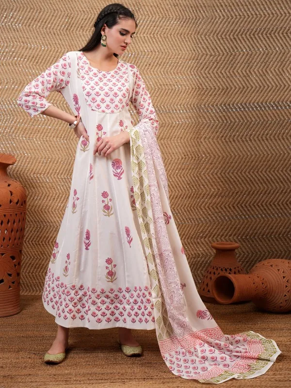 Vishudh Women White Printed A-Line Dress