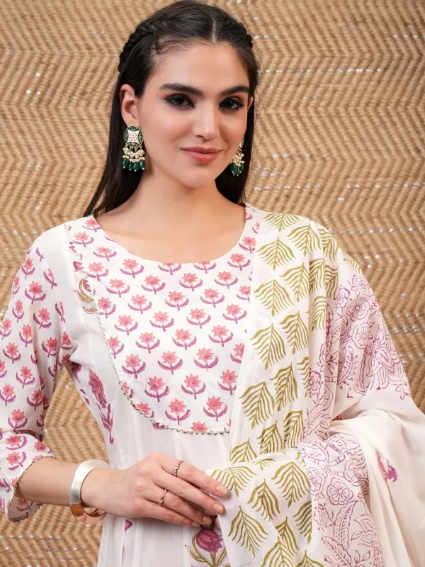 Vishudh Women White Printed A-Line Dress