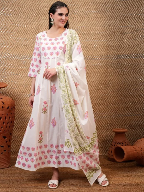 Vishudh Women White Printed A-Line Dress