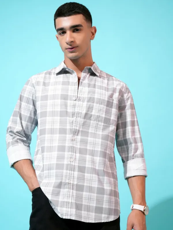Highlander Men Grey Checked Slim Fit Casual Shirt
