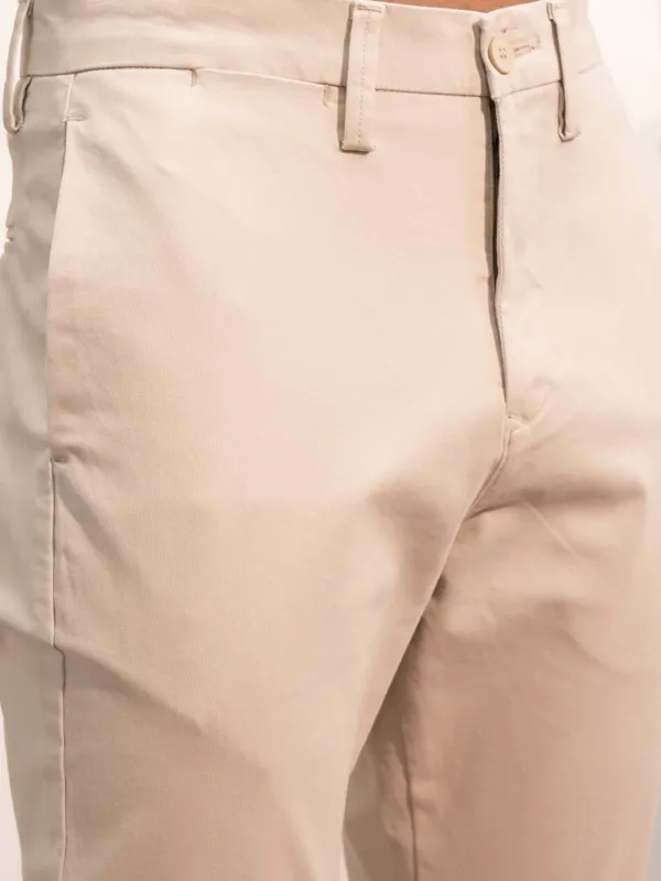  Locomotive Men Cream Slim Fit Solid Casual Trousers