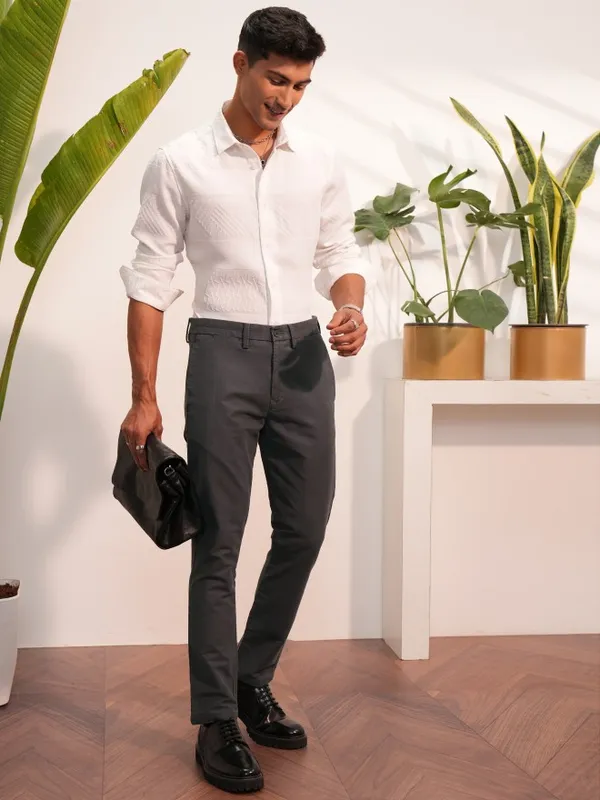 Men Slim Fit Chinos