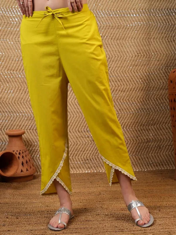 Women Kurta With Trouser & Dupatta