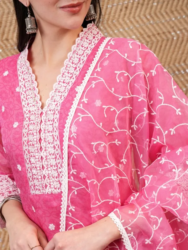 Women Kurta With Trouser & Dupatta