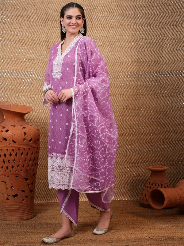  Vishudh Women Purple Embroidered Kurta Sets