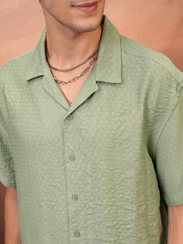 Locomotive Men Green Self Design Relaxed Fit Casual Shirt