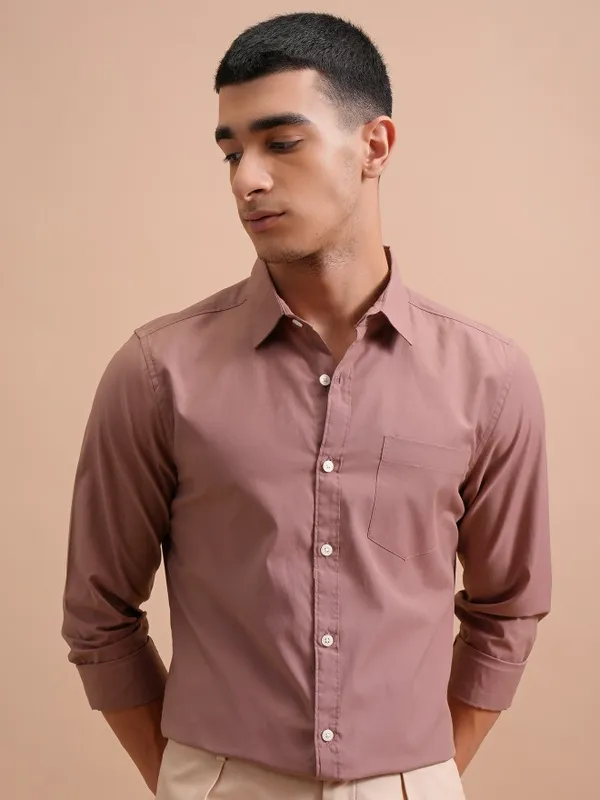 Men Slim Fit Casual Shirt