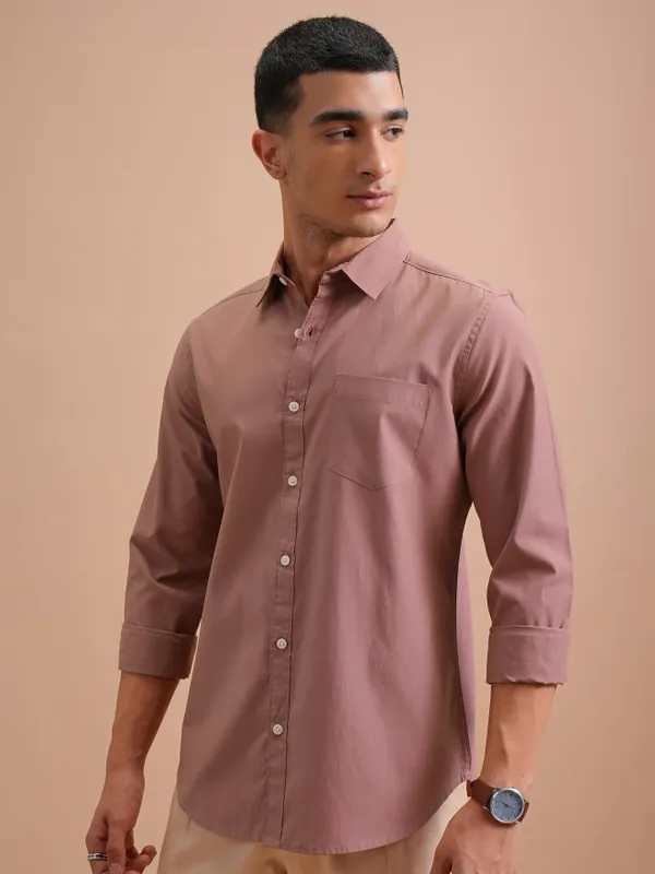 Men Slim Fit Casual Shirt