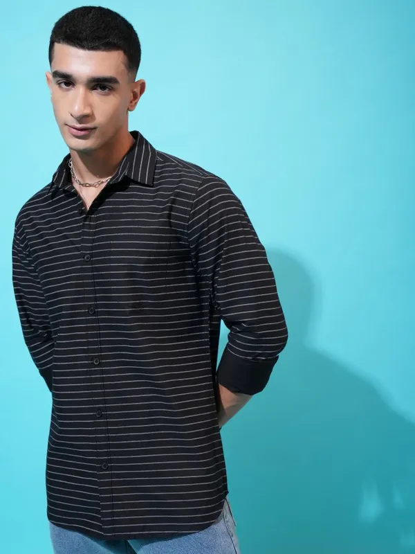 Highlander Men Black Striped Slim Fit Casual Shirt