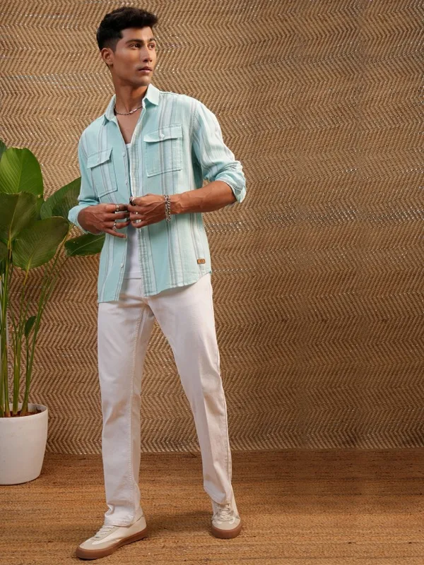 Locomotive Men Teal Striped Regular Fit Casual Shirt