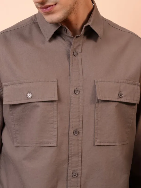  Locomotive Men Tan Solid Relaxed Fit Casual Shirts