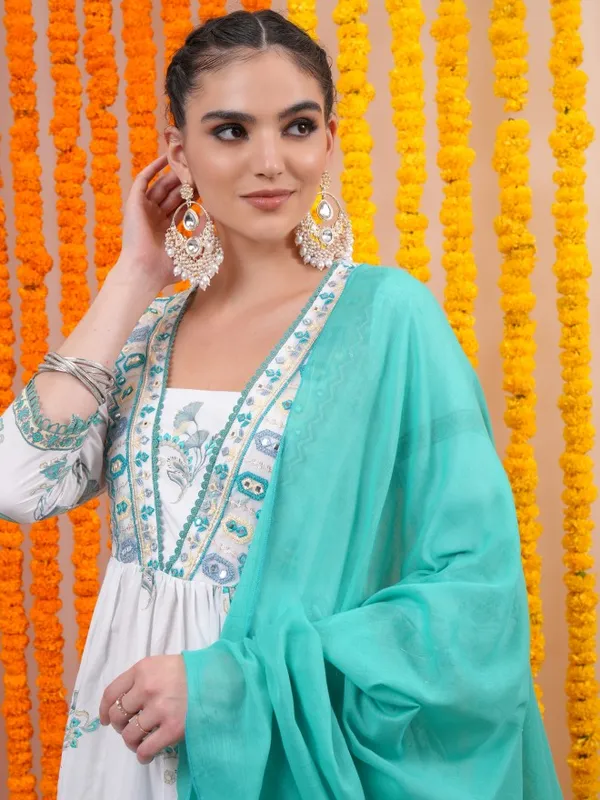 Women Kurta With Trouser