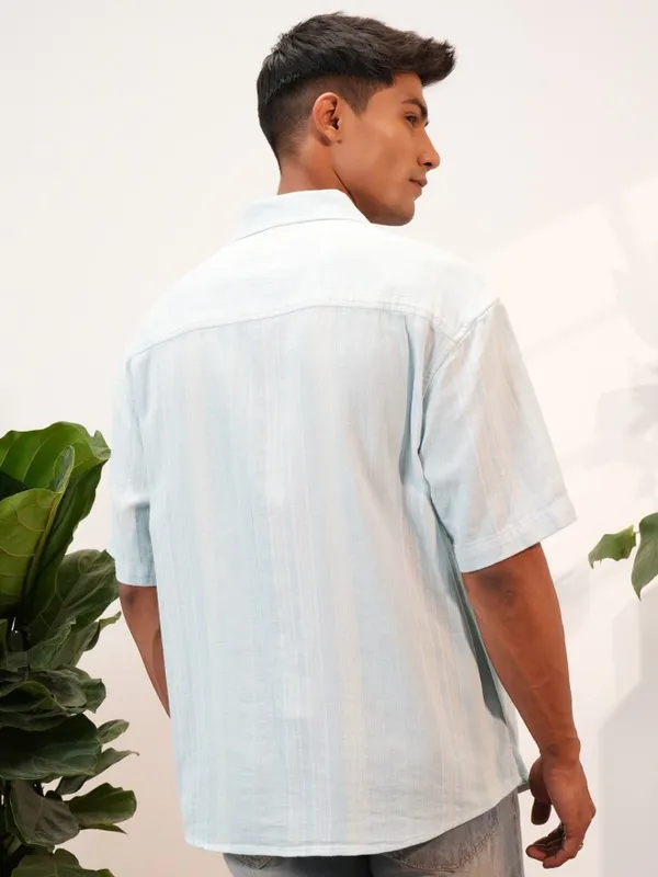  Locomotive Men Blue Striped Regular Fit Casual Shirts